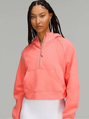 Lululemon Raspberry Cream Scuba size XS/S. Small Half Zip Pullover EUC